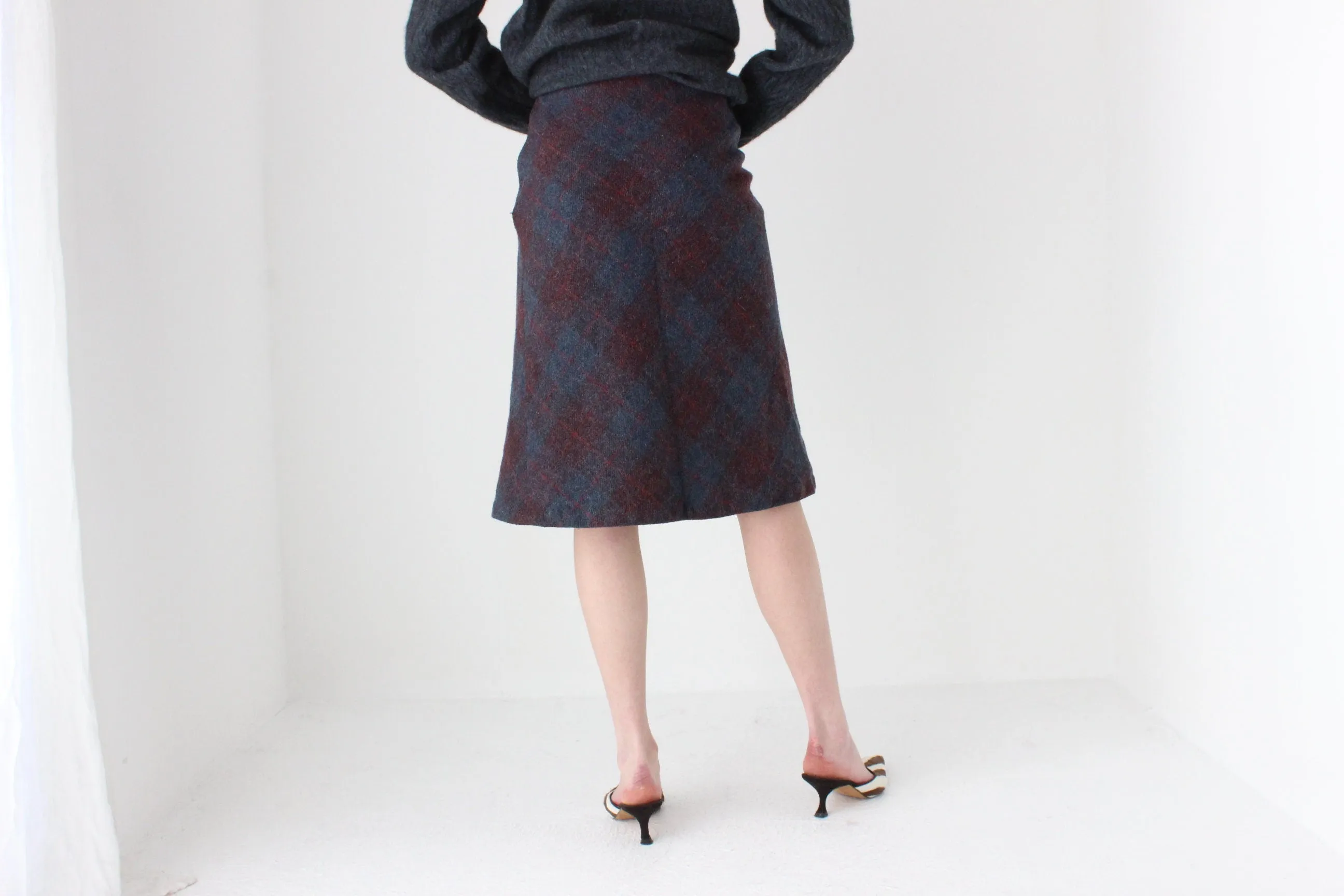 90s Subtle Tartan Wool & Mohair Knee Length Skirt